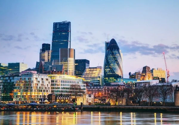 Skyline of the City of London showing the Gherkin and Horizon 22