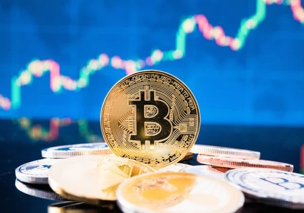 Facebook revokes ban on cryptocurrency ads