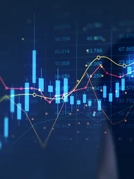 Real-Time Analytics vs Batch Processing
