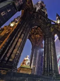 Scott Monument close up