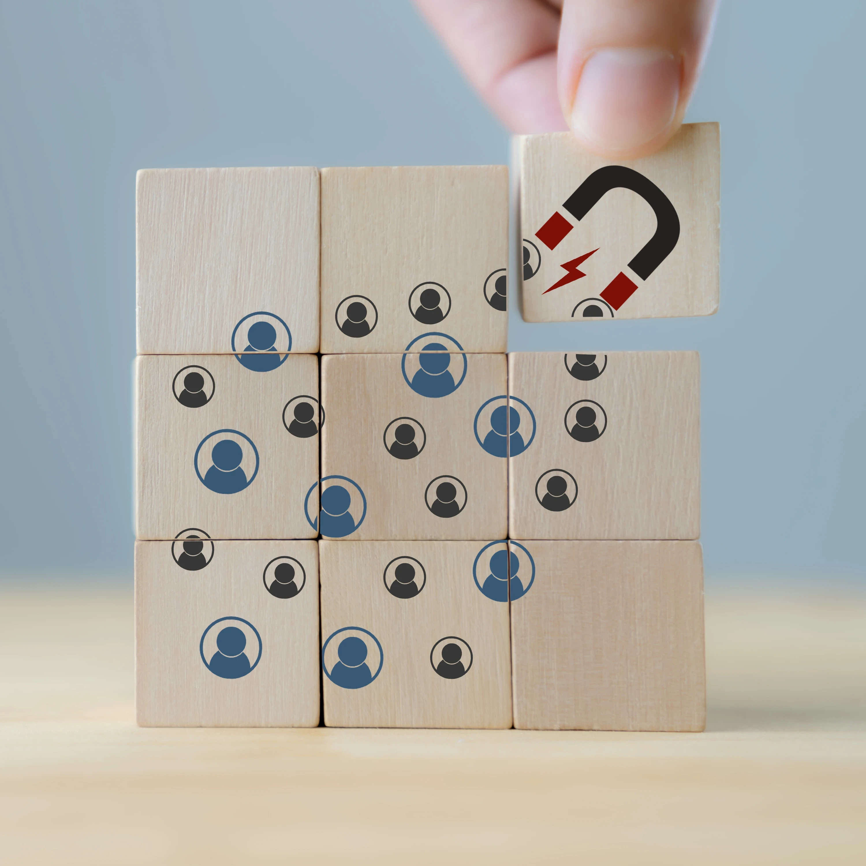 A magnet attracting leads to show lead generation