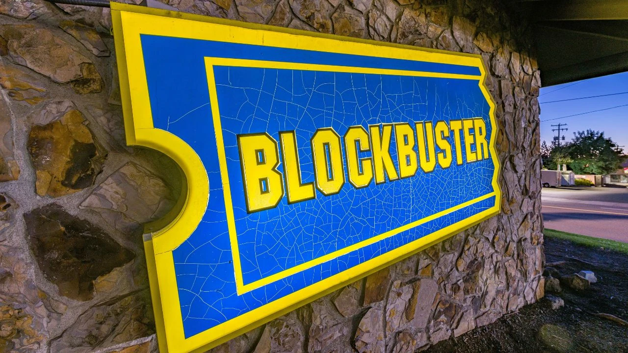 What happened to blockbuster?